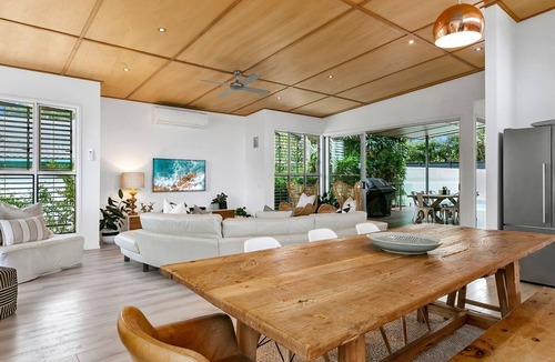 Noosa Heads House | Nairana Rest No. 9 Noosa Heads