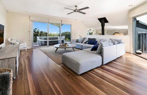 St. Andrews Beach House | Nalu Retreat Spacious Coastal Beach House