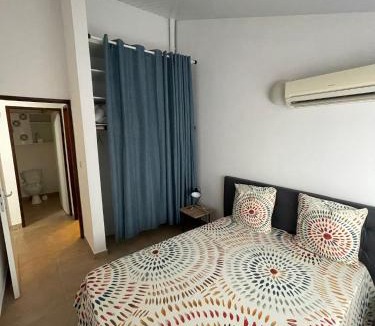 Cayenne Apartment | NANA COCOONING- C42- Vue Panoramique - Appartement Cosy et Lumineux- Cuisine équipée- CLIM-Terrasse