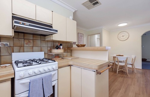 Bull Creek House | Nanas House | Swan BnB Management