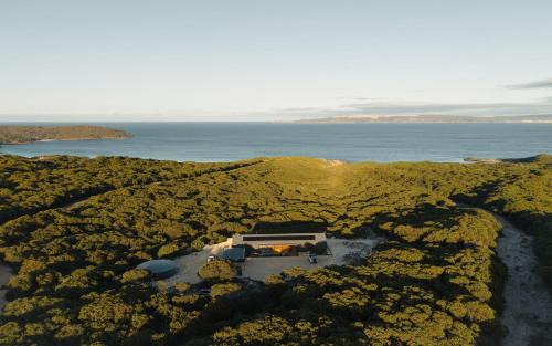 Bremer Bay House | Native Dog Cabin