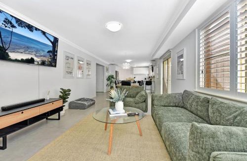 Nelson Bay Villa | Nelly's Nest