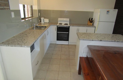 Marion Bay House | Nelson House - Close to beach! Off peak special!