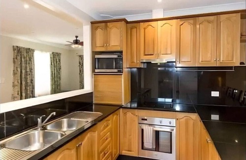 Kingswood House | Nepean 4BR Retreat Near Blue mountain