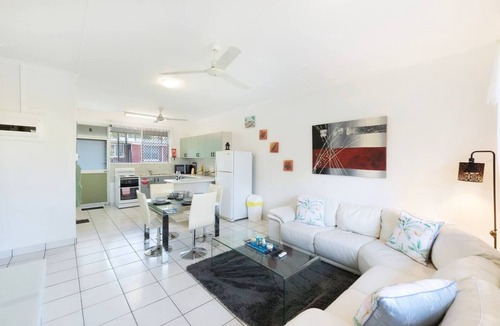 Nightcliff Apartment | Nestled in Nightcliff The Top End Experience