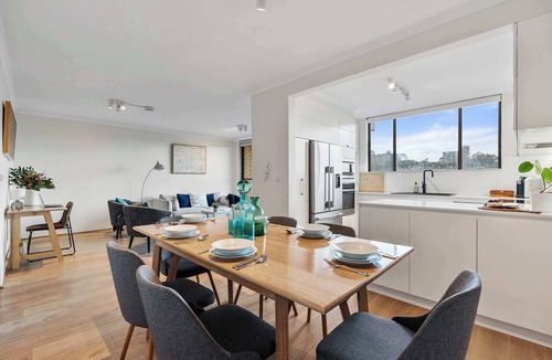 Neutral Bay Apartment | Neutral Bay Escape with Pool, Parking and Views
