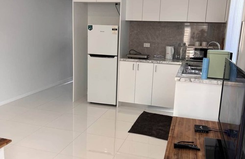 North Parramatta House | New 1BR1B Guests Room+Free parking|Hospital nearby