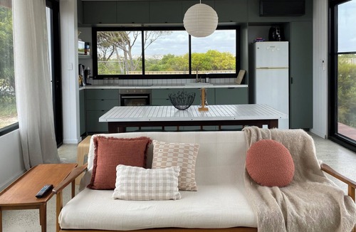 Lancelin House | New 3-bedroom house with 270 degree bush/dune views, WiFi and AC in Lancelin