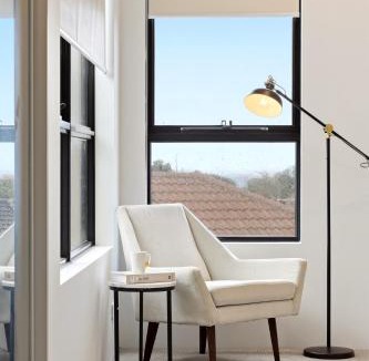 Bentley House | NEW BUILD! Spacious Modern 5-Bed Bentley Townhouse
