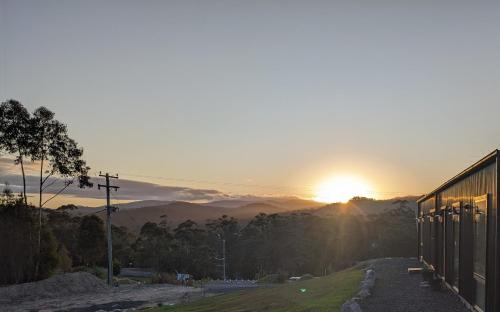 Broadwater House | New home Family Retreat near Pambula 4bd 7guests