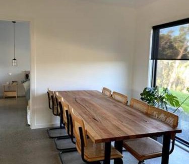 Broadwater House | New home Family Retreat near Pambula 4bd 7guests