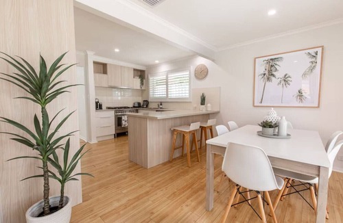 Ocean Grove House | NEW Ocean Retreat - with pizza oven!