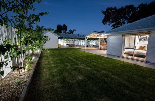 Ocean Grove House | NEW Ocean Retreat - with pizza oven!