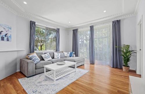 Point Frederick House | NEW Sailors Cove Pet Friendly