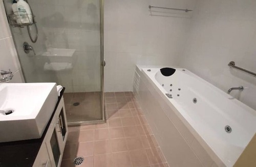 Greenway Apartment | New to VRBO: Ground level 2BR/2BA Apartment w/Courtyard
