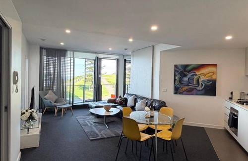 Newcastle Apartment | Newcastle Beach Escape