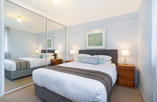 Newcastle East Apartment | Newcastle Short Stay Apartments - Flagstaff Apartments