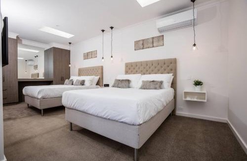 Ballarat Apartment | Newington Apartments - Apt 4 Accessible Queen