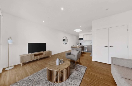 Cannington Apartment | Newly Built Apartment Near Shops and Parks
