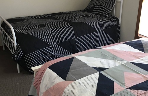 Moonta Bay House | Nichgeorge - Homestay accommodation
