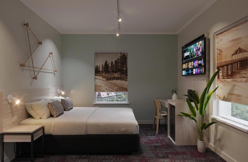 Brighton Hotel | Nightcap at Esplanade Hotel