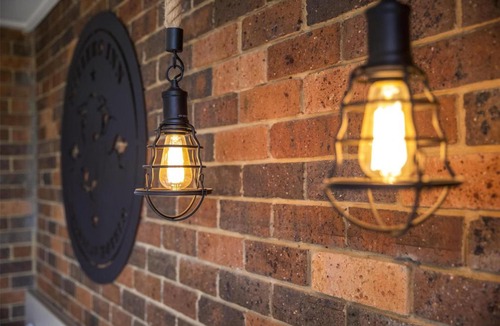 Altona North Hotel | Nightcap at Millers Inn