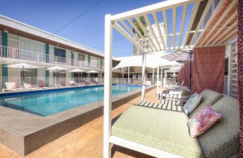 Darwin City Centre Hotel | Nightcap at the Cavenagh
