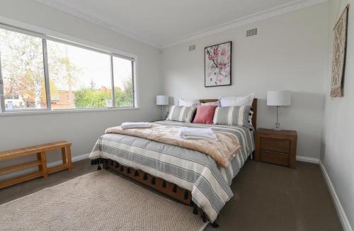 Orange House | Nile Cottage Cosy & Convenient, Close to CBD