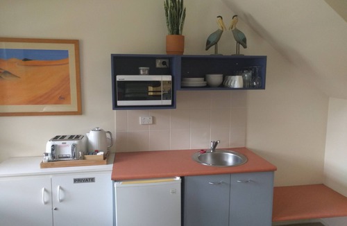 Tewantin House | Noosa Holiday Accommodation.