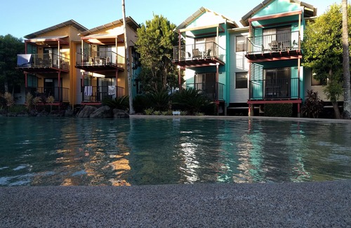 Tewantin House | Noosa Holiday Accommodation.