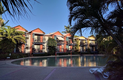 Tewantin House | Noosa Holiday Accommodation.