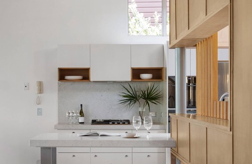 Noosa Heads Apartment | Noosa Oasis: Haven Near Main Beach