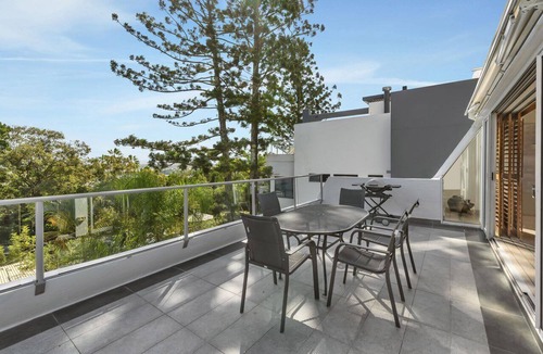 Noosa Heads Apartment | Noosa Views 3 Noosa Drive 33