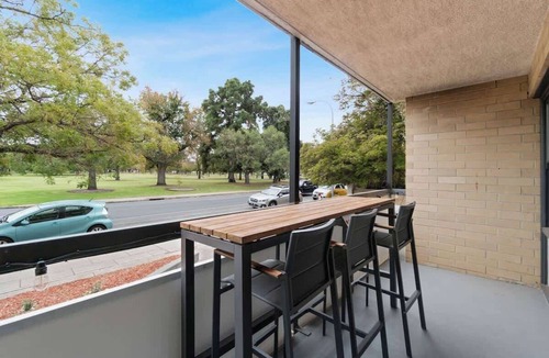 North Adelaide House | North Adelaide View | 3BR & Free Parking