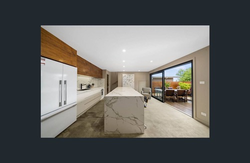 Mount Stuart House | North Hobart Luxury Holiday House