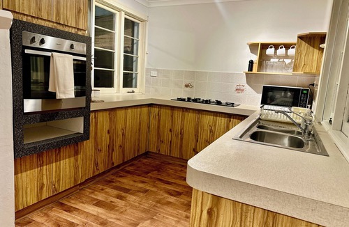 Carlisle House | Not a destination but an experience. Character cottage, In prime location.