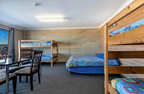 Nullarbor Hotel | Nullarbor Roadhouse