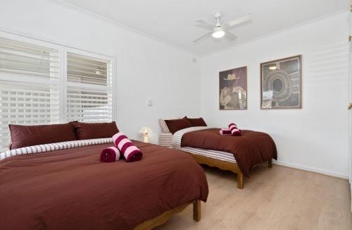 Glenelg House | Oak and Olive - Glenelg