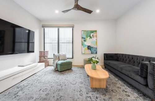 Williamstown House | Oak & Ivy on Windsor