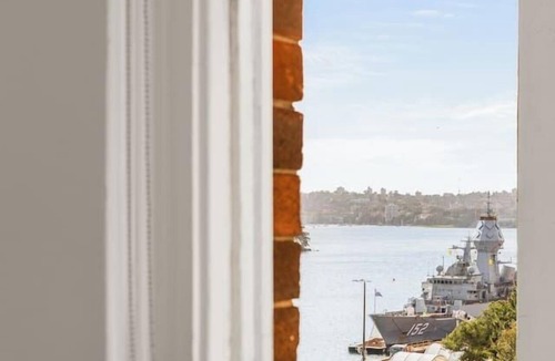 Potts Point Apartment | Oak Lane Embrace Spectacular Sydney Harbour Views