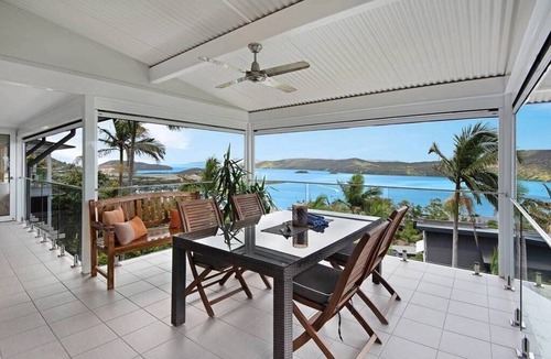 Hamilton Island Apartment | Oasis 23, Seaview Apartment on Hamilton Island