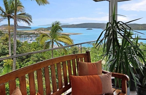 Hamilton Island Apartment | Oasis 23, Seaview Apartment on Hamilton Island