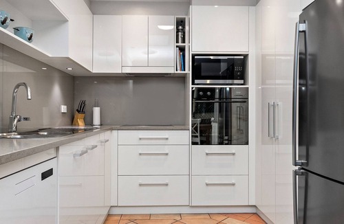Fingal Bay House | Occy's at Fingal Bay