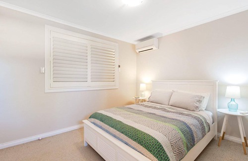 Fingal Bay House | Occy’s - beautifully designed holiday home
