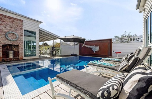 Sorrento House | Ocean Beach House Sorrento - Luxury with Heated Pool and Spa