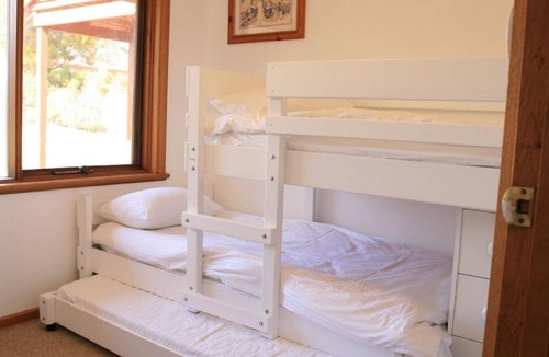 Penneshaw House | Ocean Blue KI. Absolute ocean front, free WiFi
