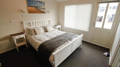 Bermagui House | Ocean Escape Twin Pines 8 - Wallaga Lake Rd 8