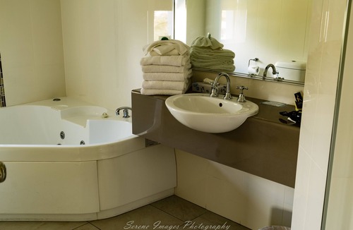 South Mackay Hotel | Ocean International