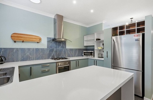 St Leonards House | Ocean Mist Retreat - Family Friendly Getaway