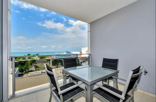 Darwin City Centre Apartment | Ocean Outlook - Hip City Pad